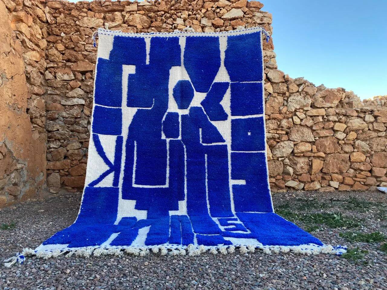 Unique natural wool Moroccan rug 2.5x1.5 m