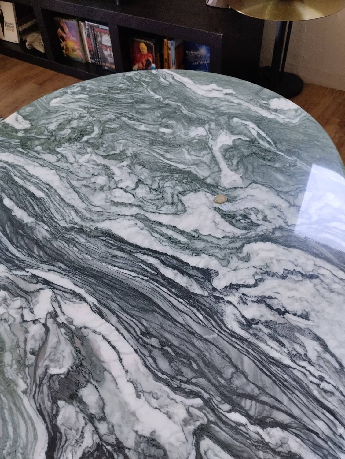 Table basse organique en marbre vert, années 70