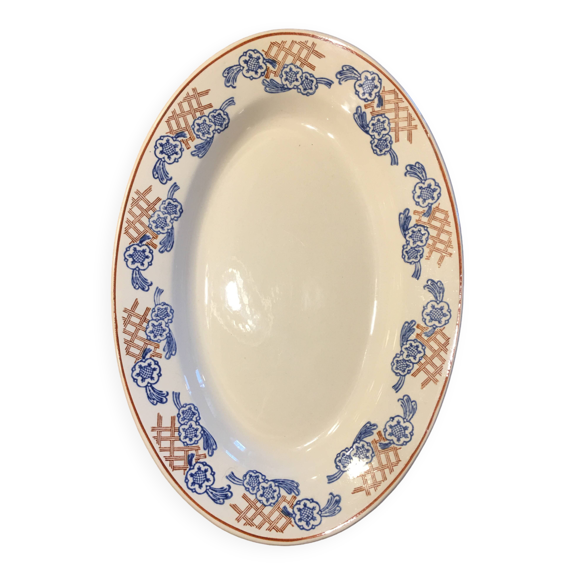 Serving dish, iron earth, Longwy factory