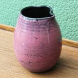 Vase rose en grés vernissé, signé
