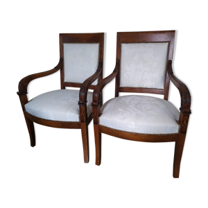 deux fauteuils style Louis XIV