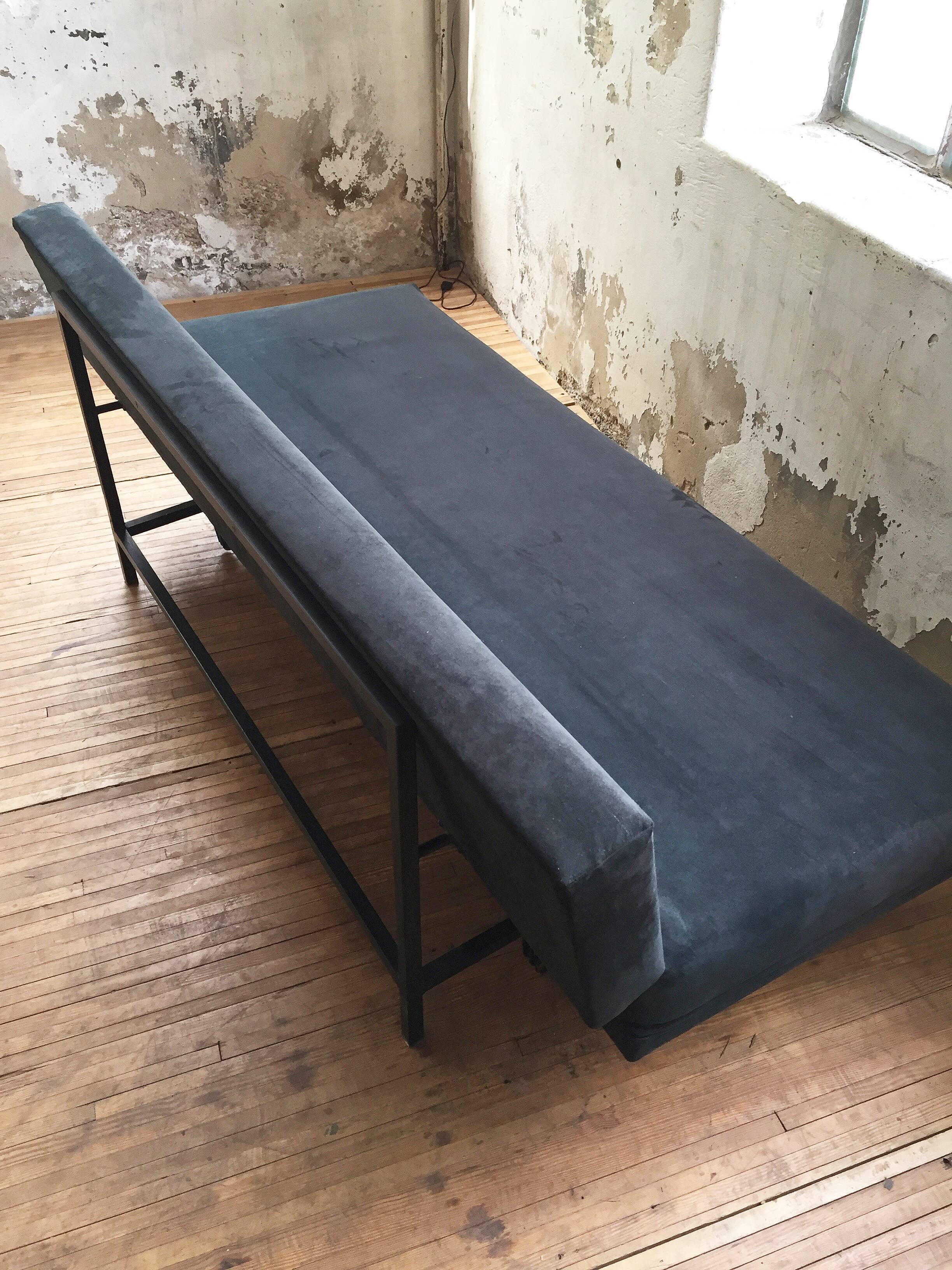 André Simard bench sofa for Airborne