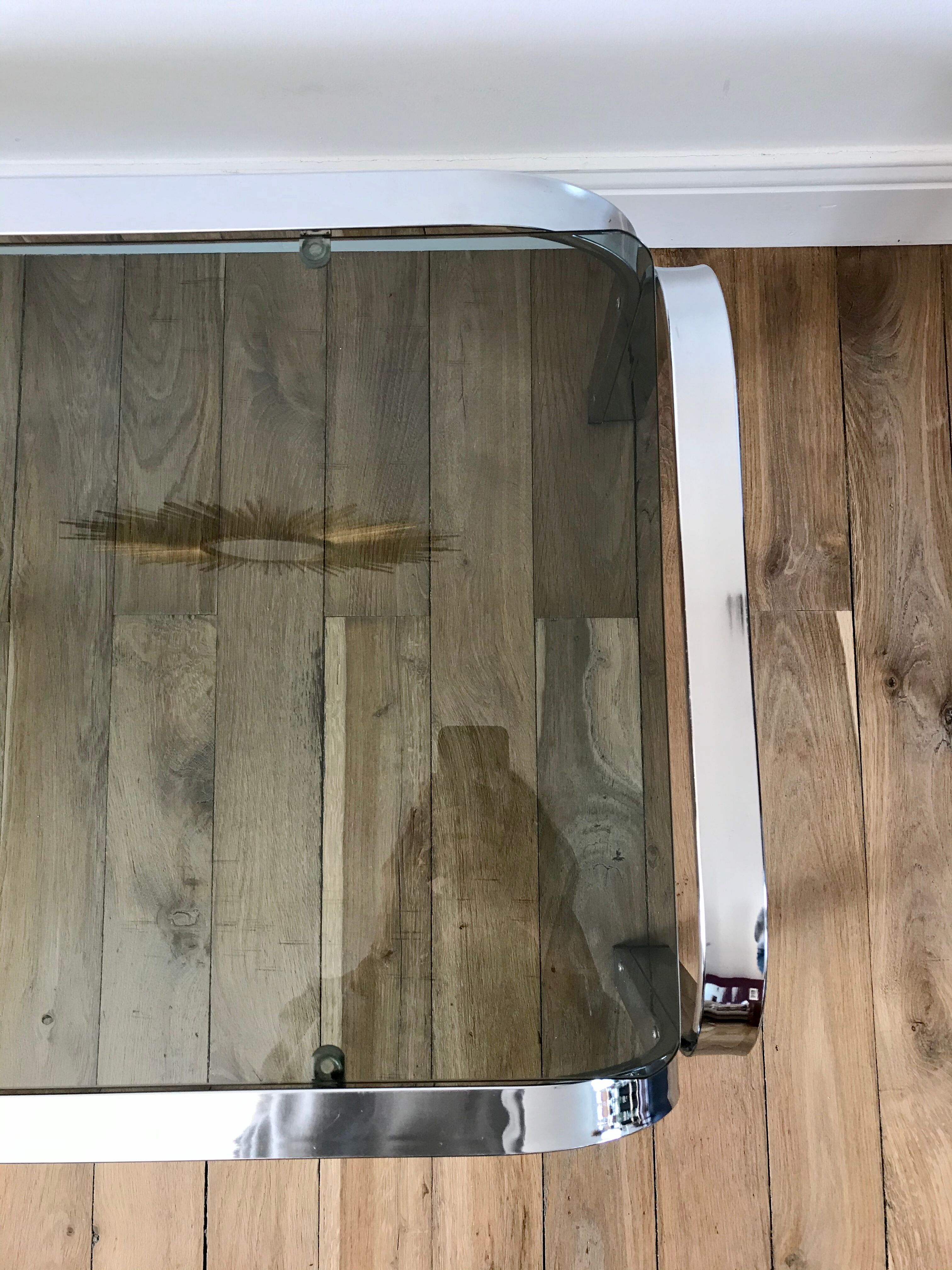 Coffee table in smoked glass and chrome 70s