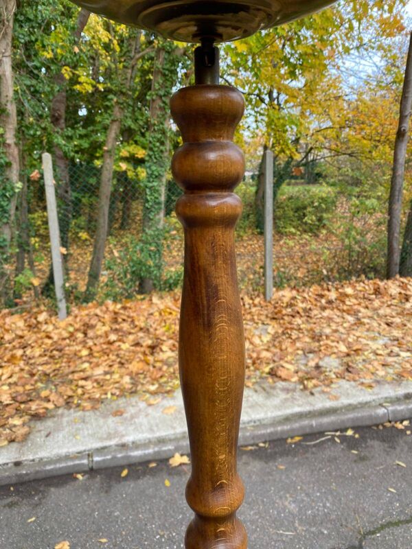 Lampadaire vintage italien Relco Milano en bois massif sculpté