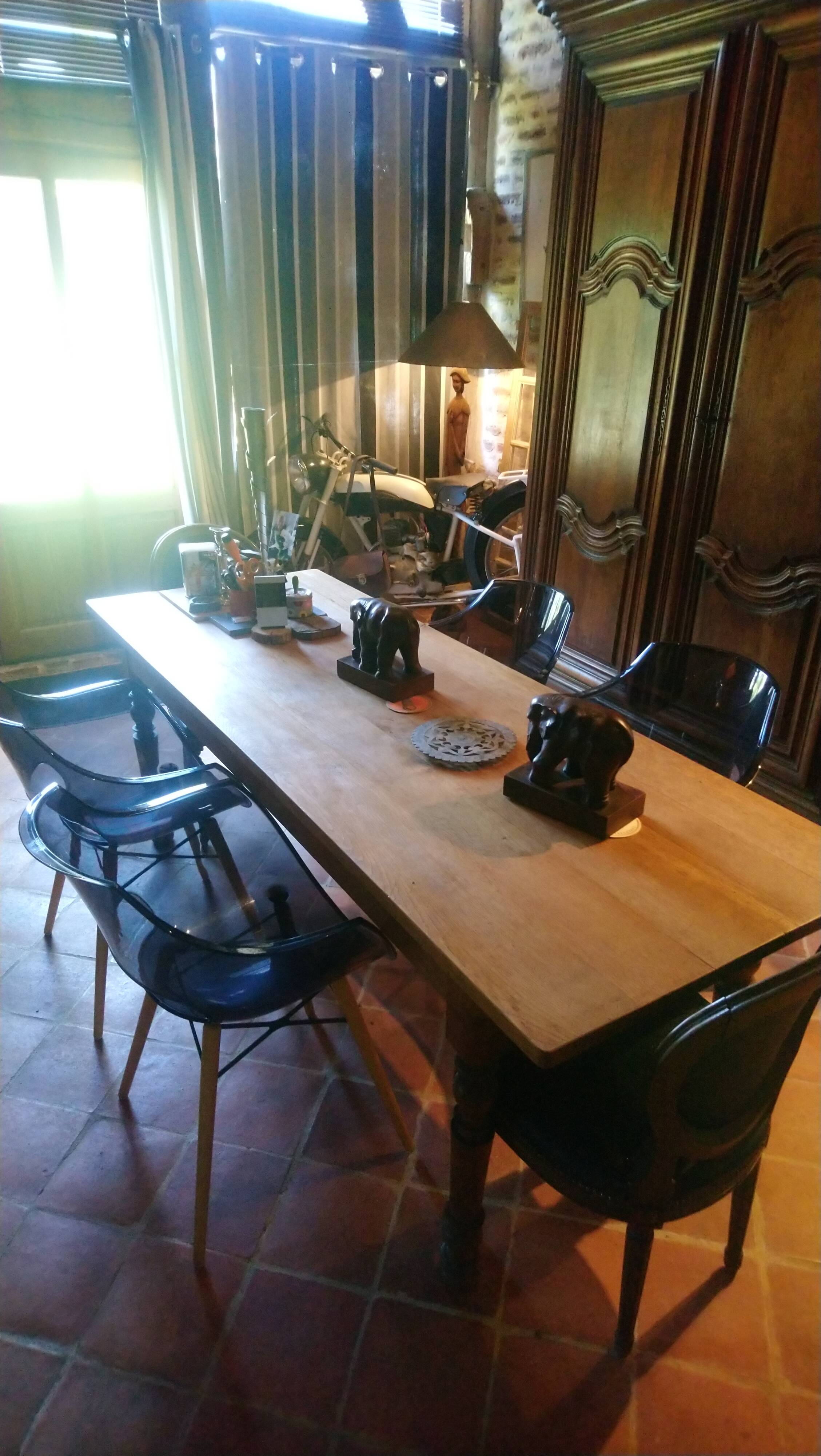 Lot of Opal Wox grey smoke chairs with beech legs.