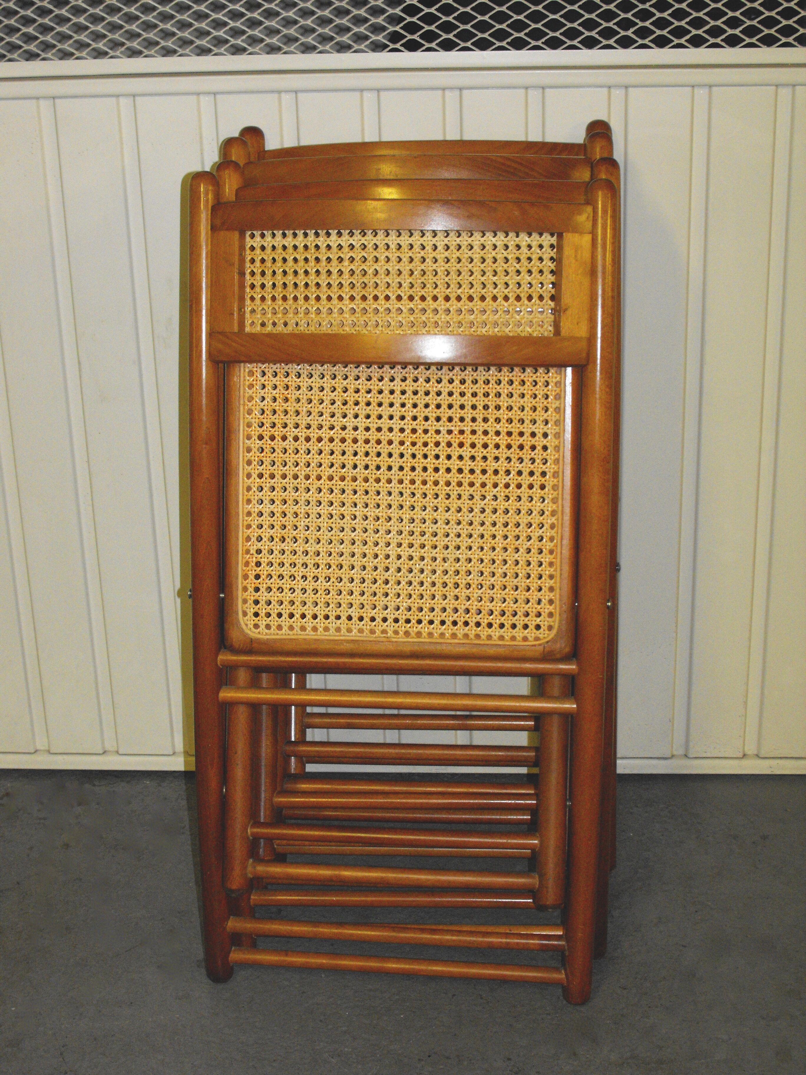 Lot de 4 chaises pliantes cannées années 70