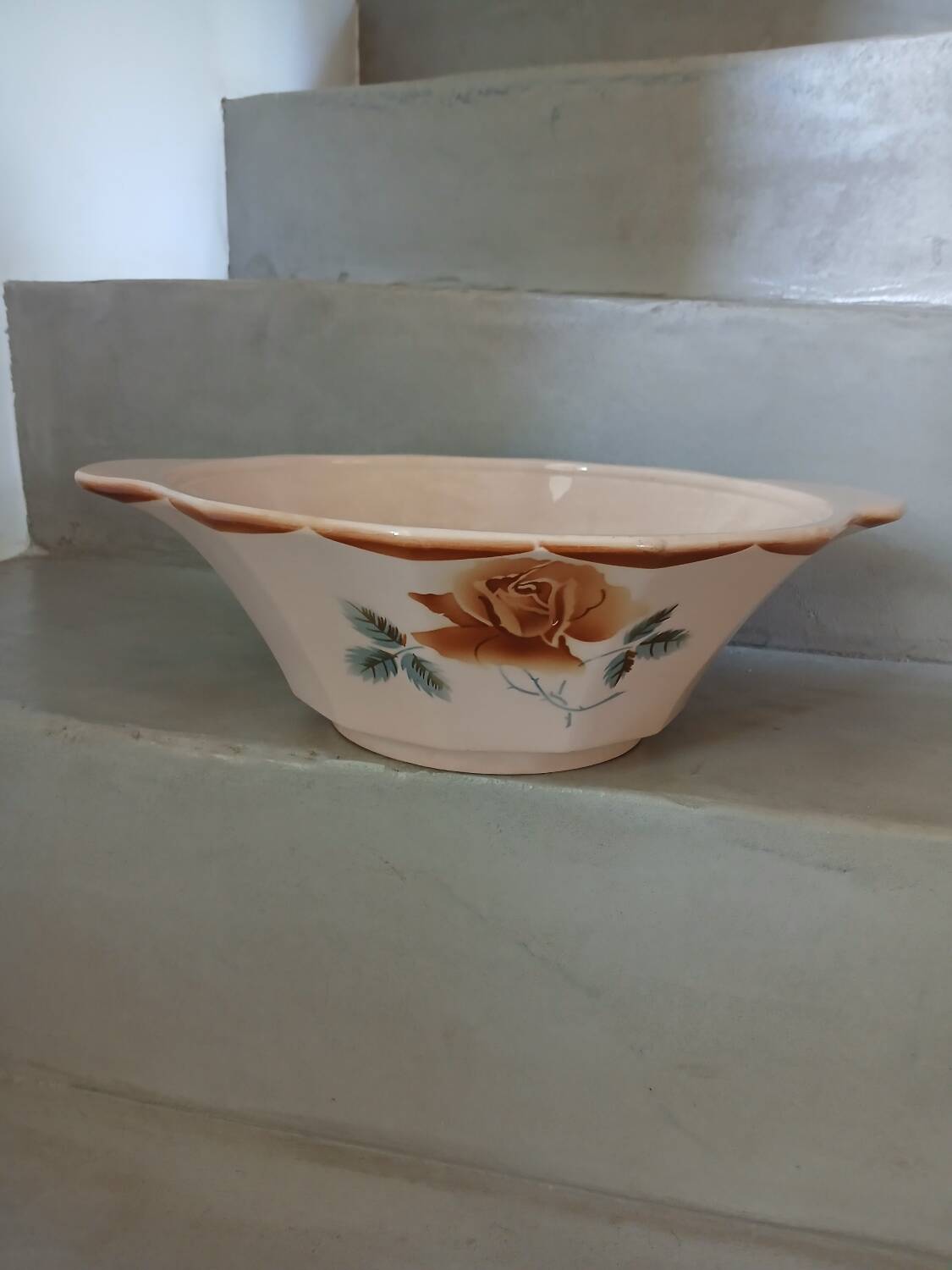 Antique salad bowl from Digoin and Sarreguemines