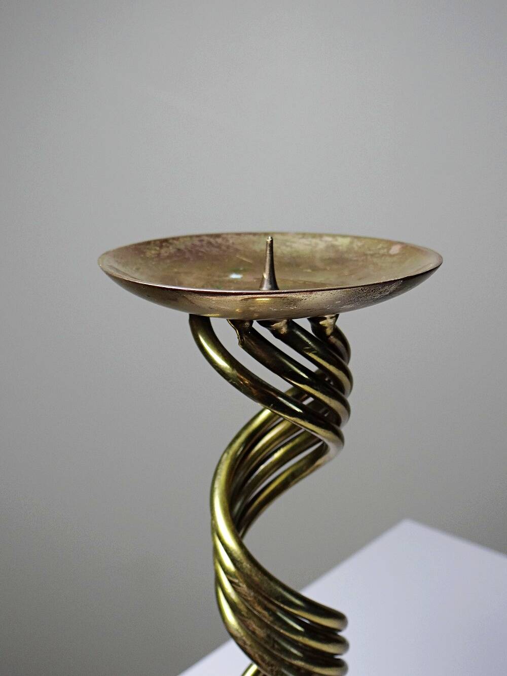 Twisted brass candlestick "Barley Twist" Mid-Century modern, 1950-1970