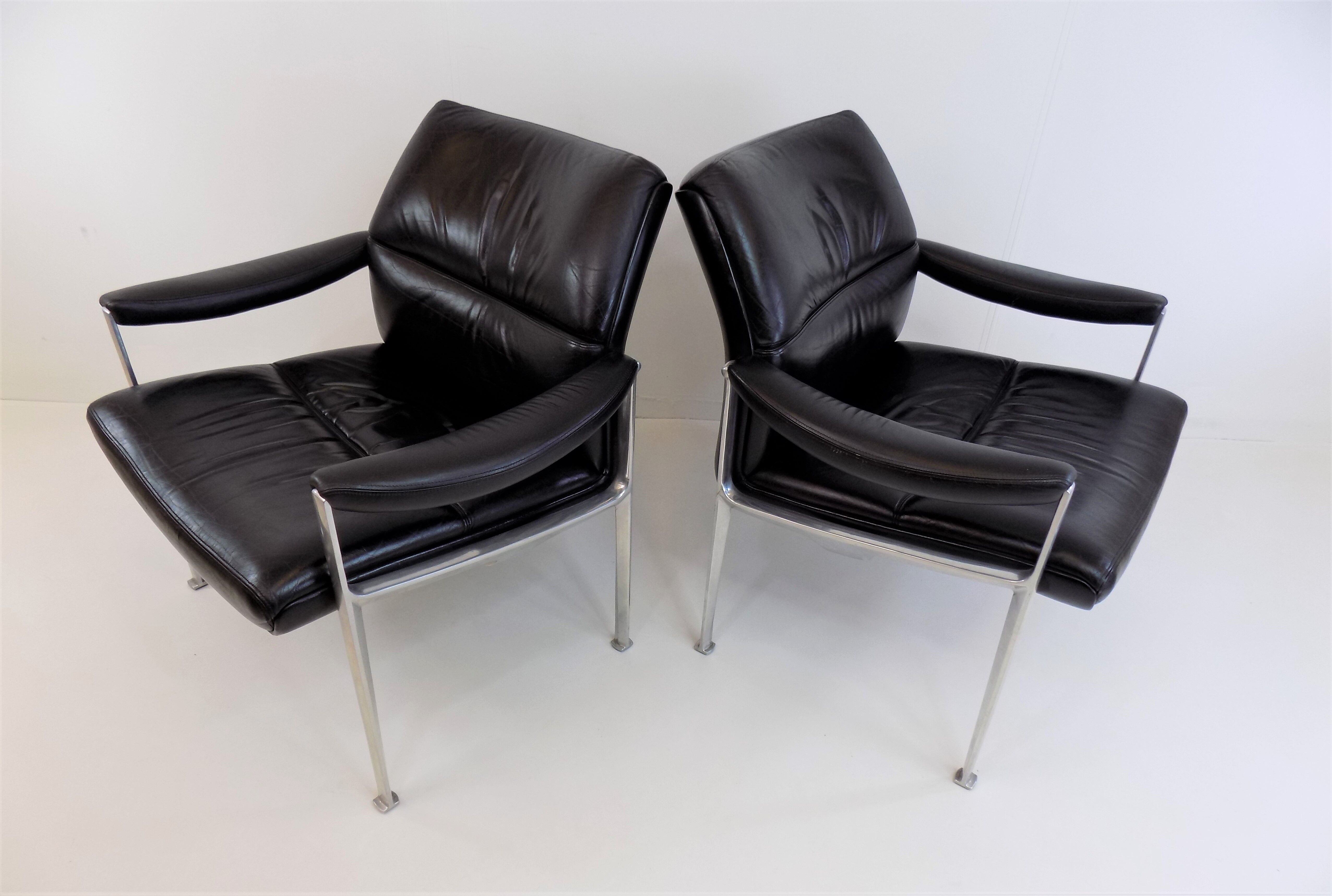 Lot de 2 fauteuils en cuir Röder Söhne by Miller Borgsen