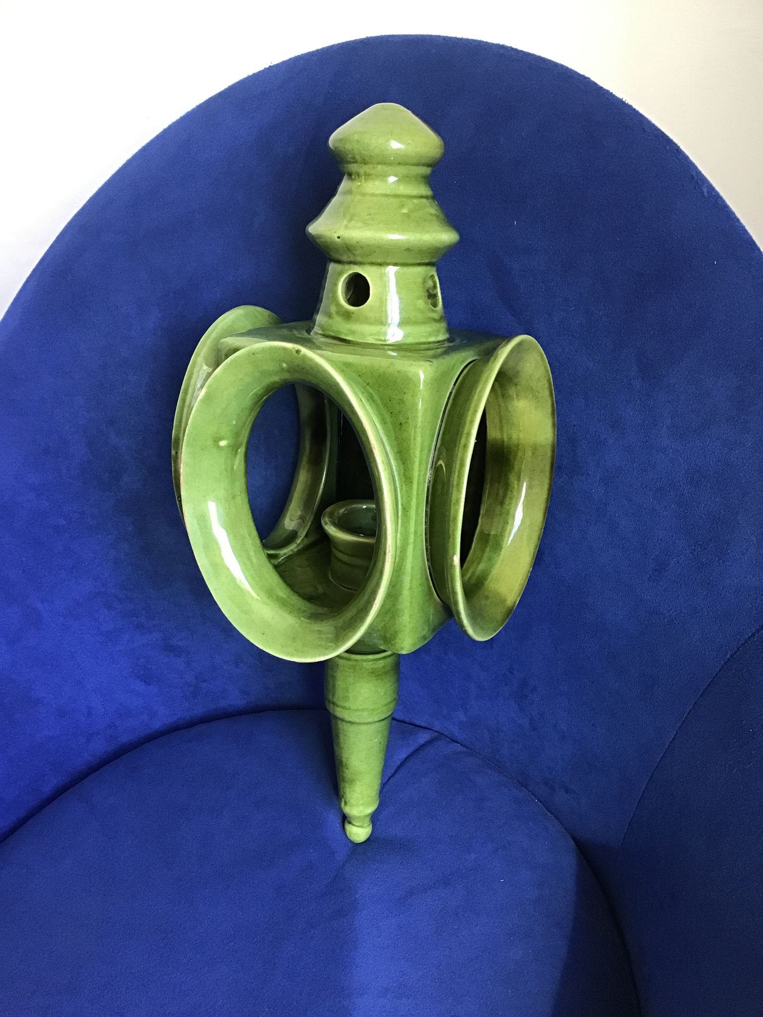 Ceramic wall lamp