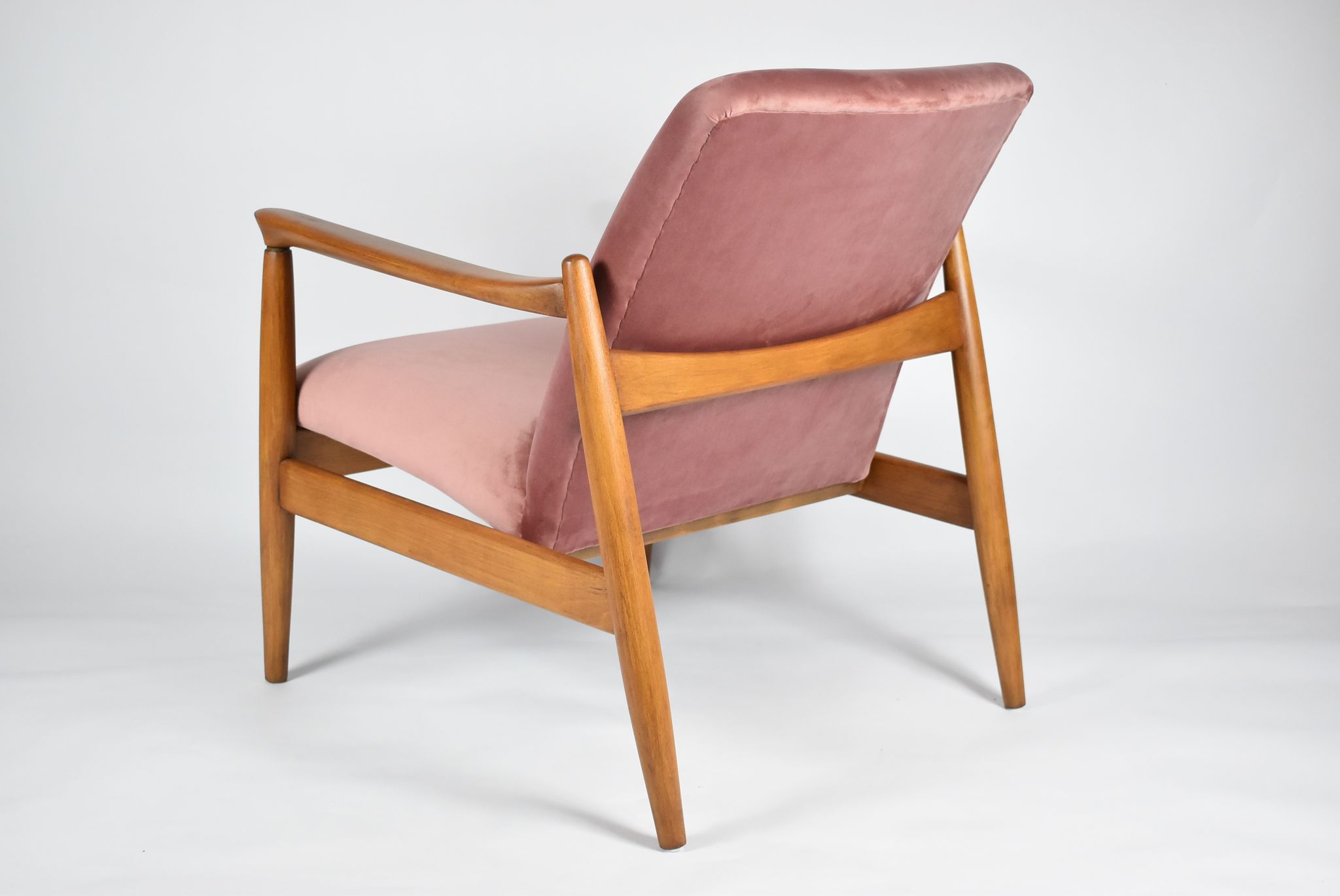 Fauteuil GFM-64 original, designer E.Homa, années 1960, rembourré, velours rose