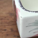 Biscuit or candy box
