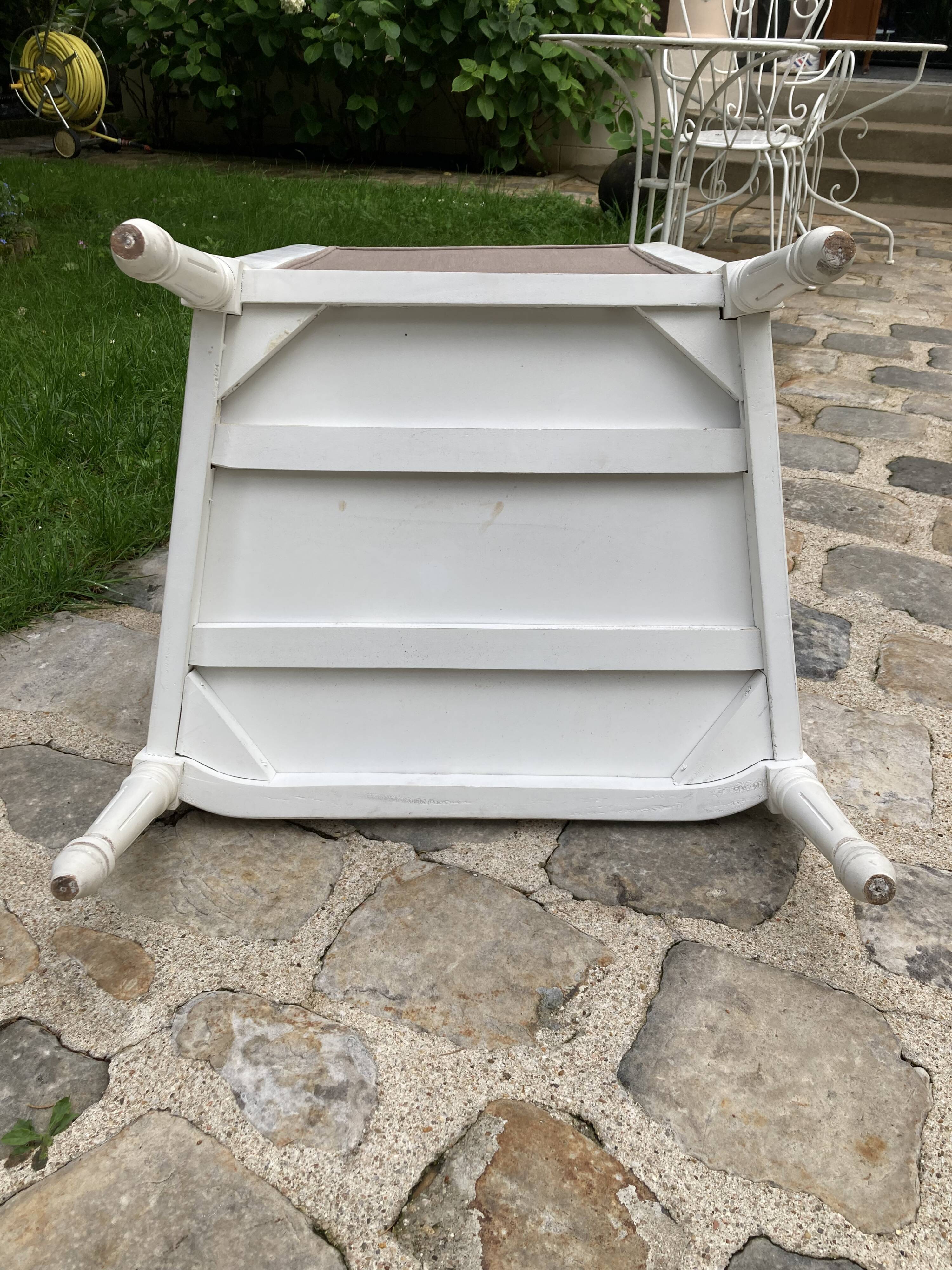 Louis XVI style bergère