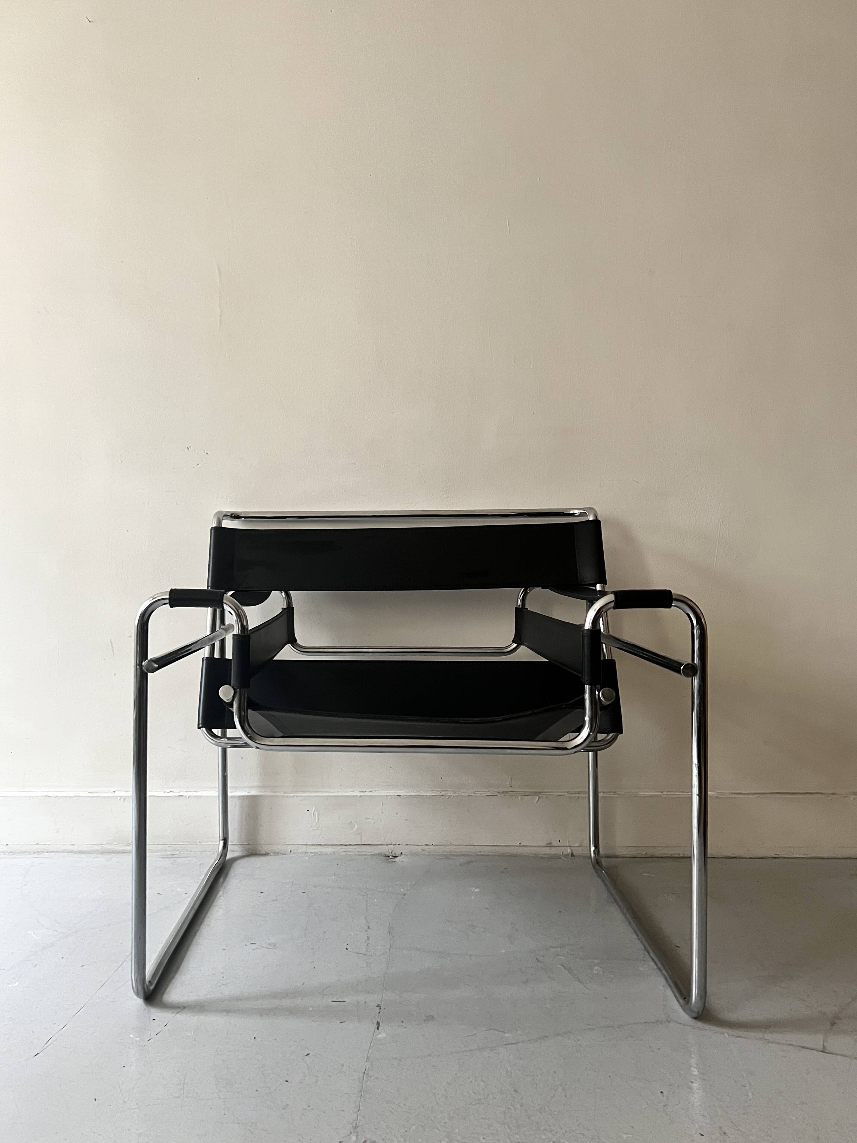 Wassily tubular armchair in chrome & black leather, designed by Marcel Breuer in 1970.