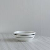 4 ramekins in white opaline, rounded shape, clean green borders