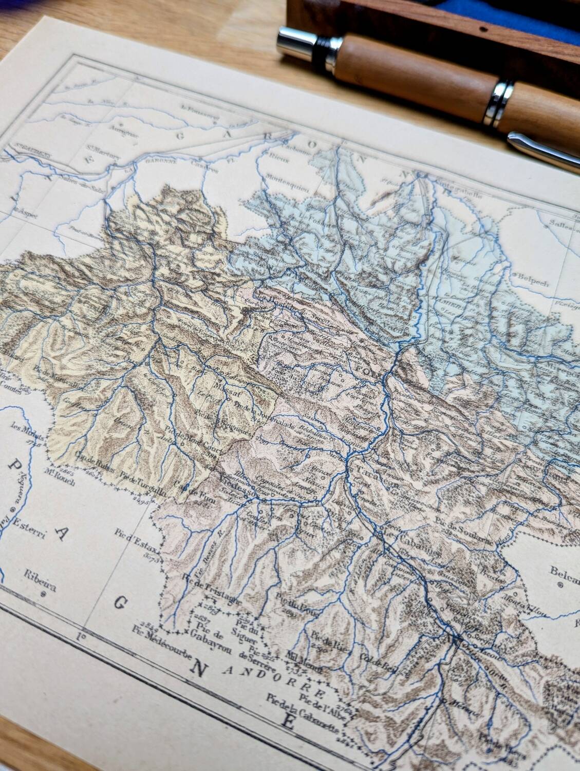 Imprimée en 1889, l'Ariège, Occitanie.