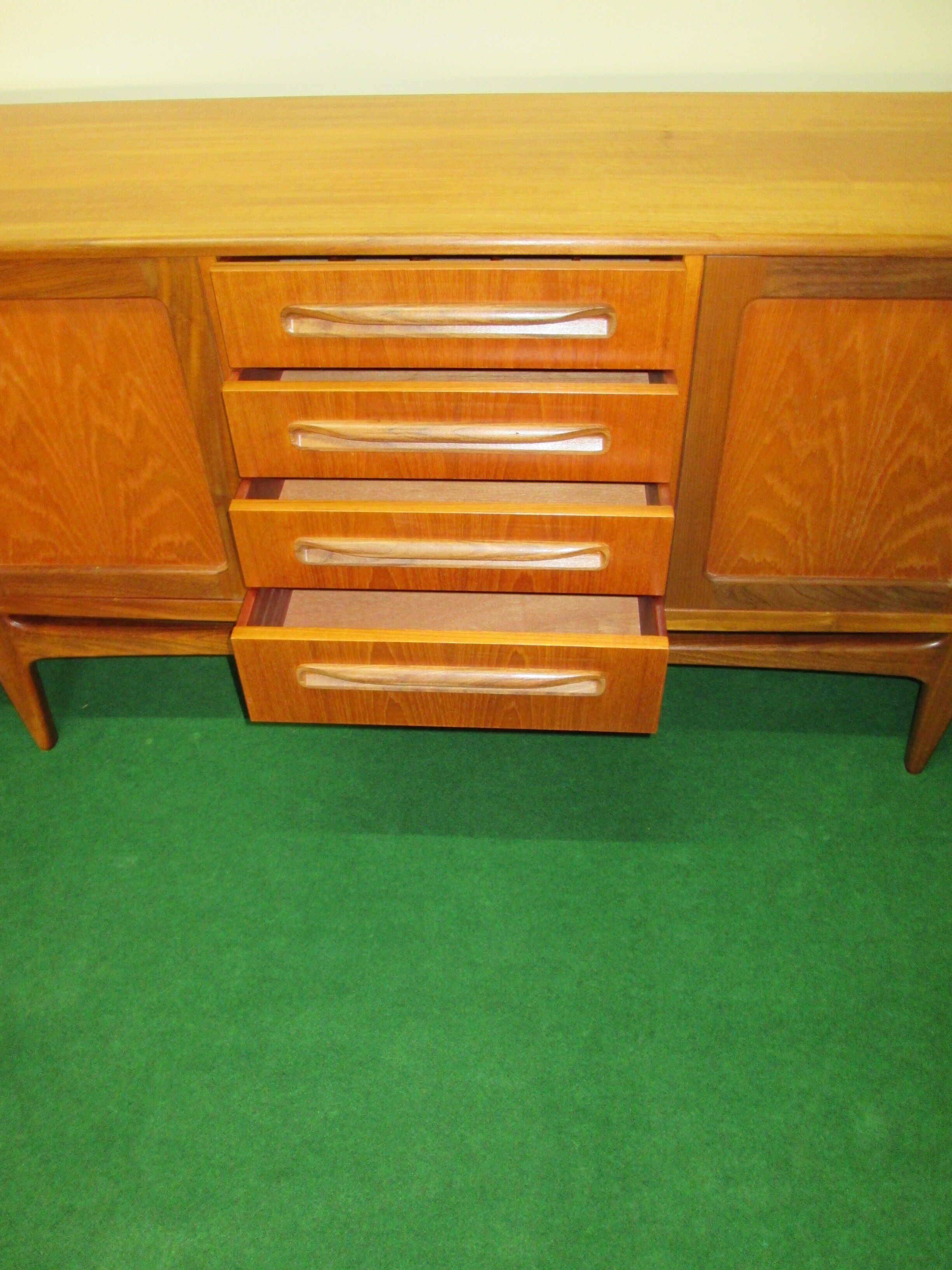 Sideboard