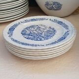 Set of 15 Wembley brand flat plates