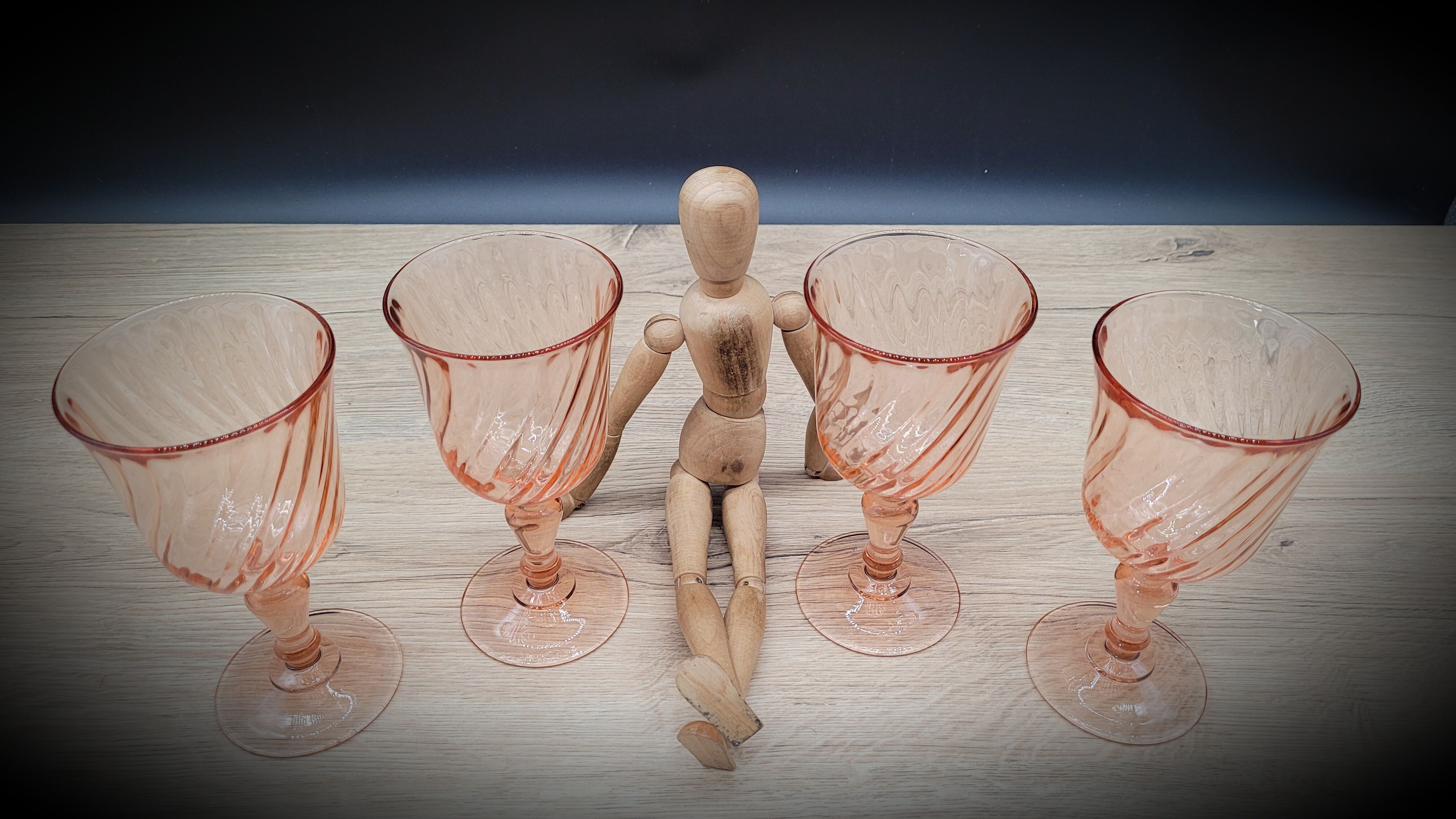 Set 4 verres à vin rose