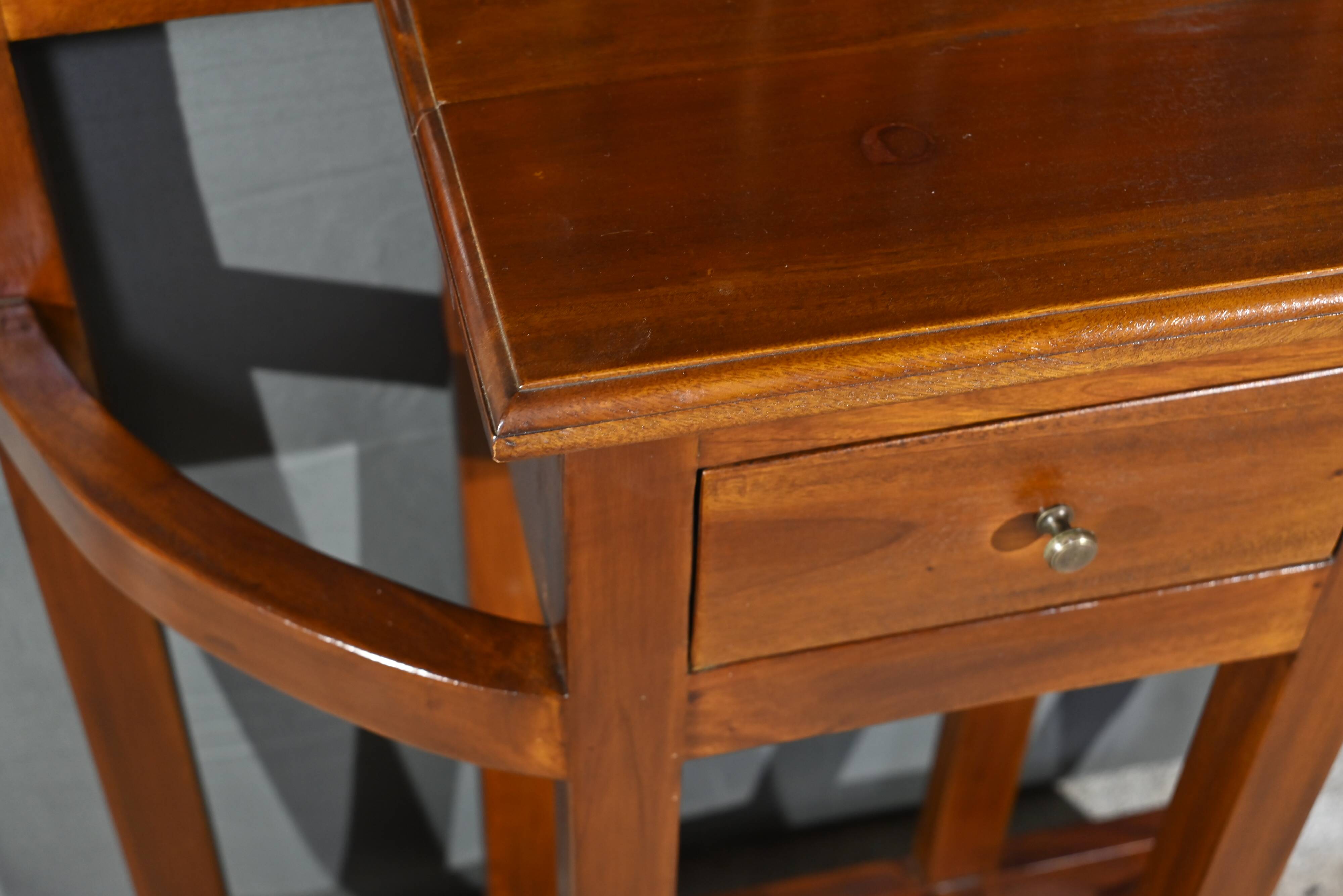 Mahogany Cloakroom, Art Deco Period – 1930