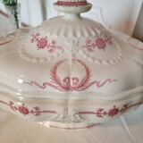 Superb and large English porcelain soup tureen by Minton (19th century)