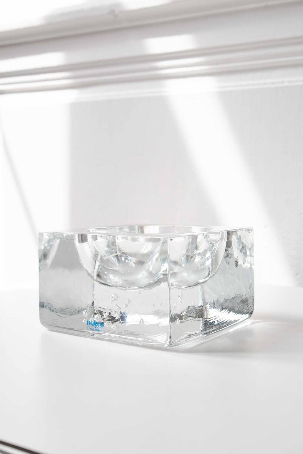 Cendrier en verre soufflé à bulles par Nybro Sweden