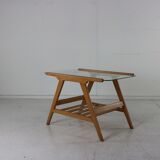 Oakwood side table with glass top