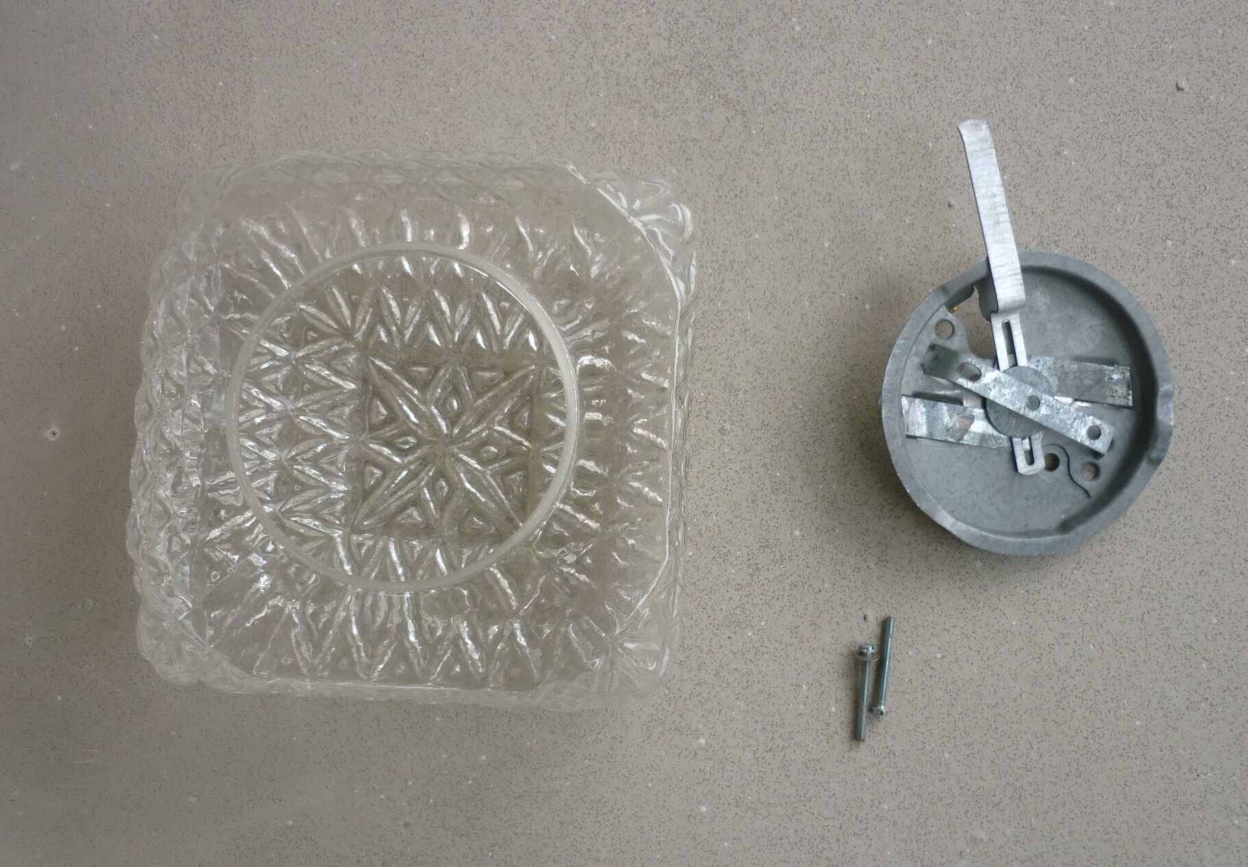 Vintage square ceiling light in 70s molded glass