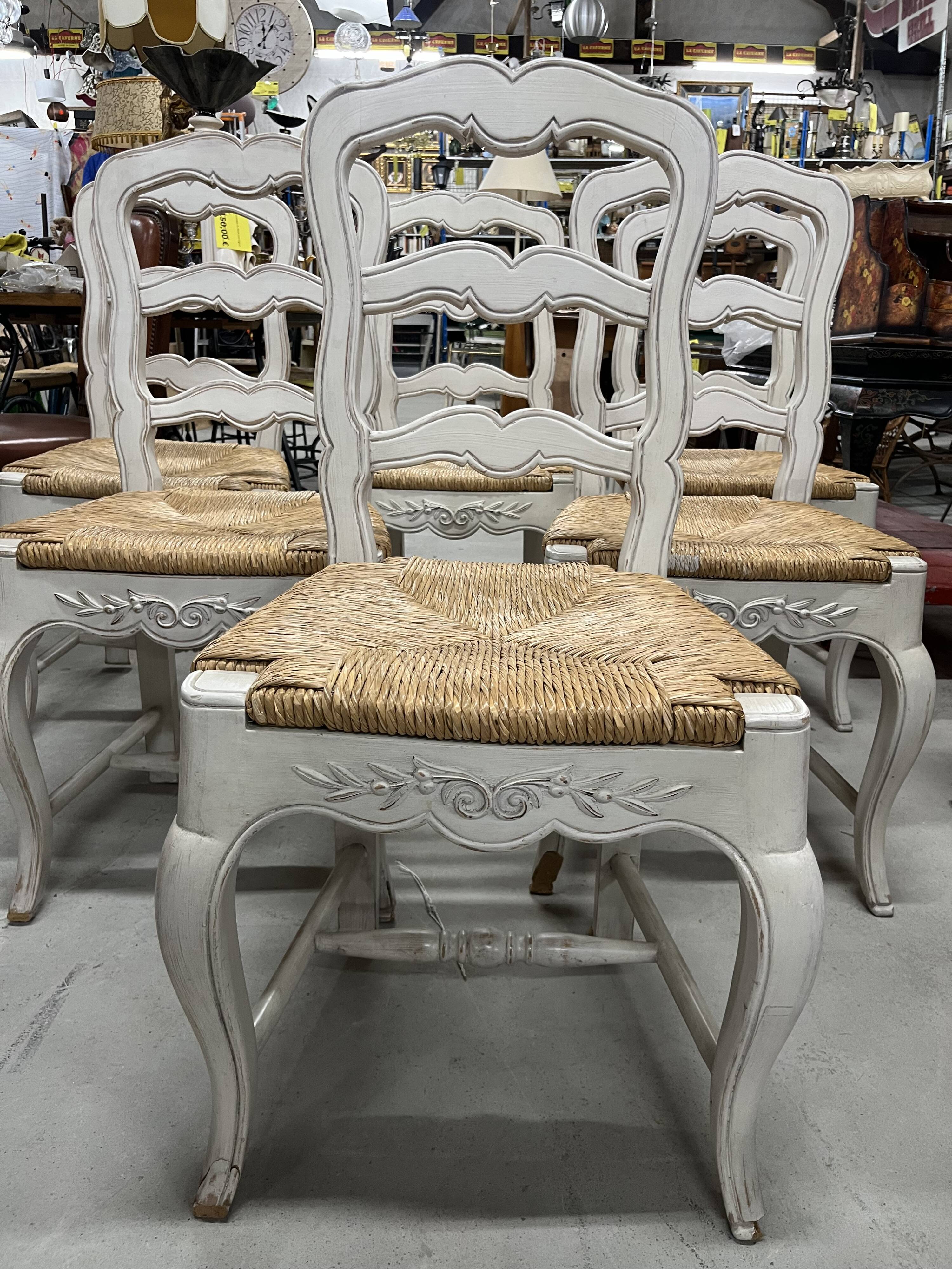 Lot of 06 interieur brand chairs