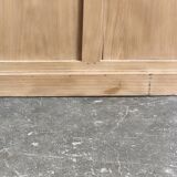 Desk in solid elm with natural airbrushing