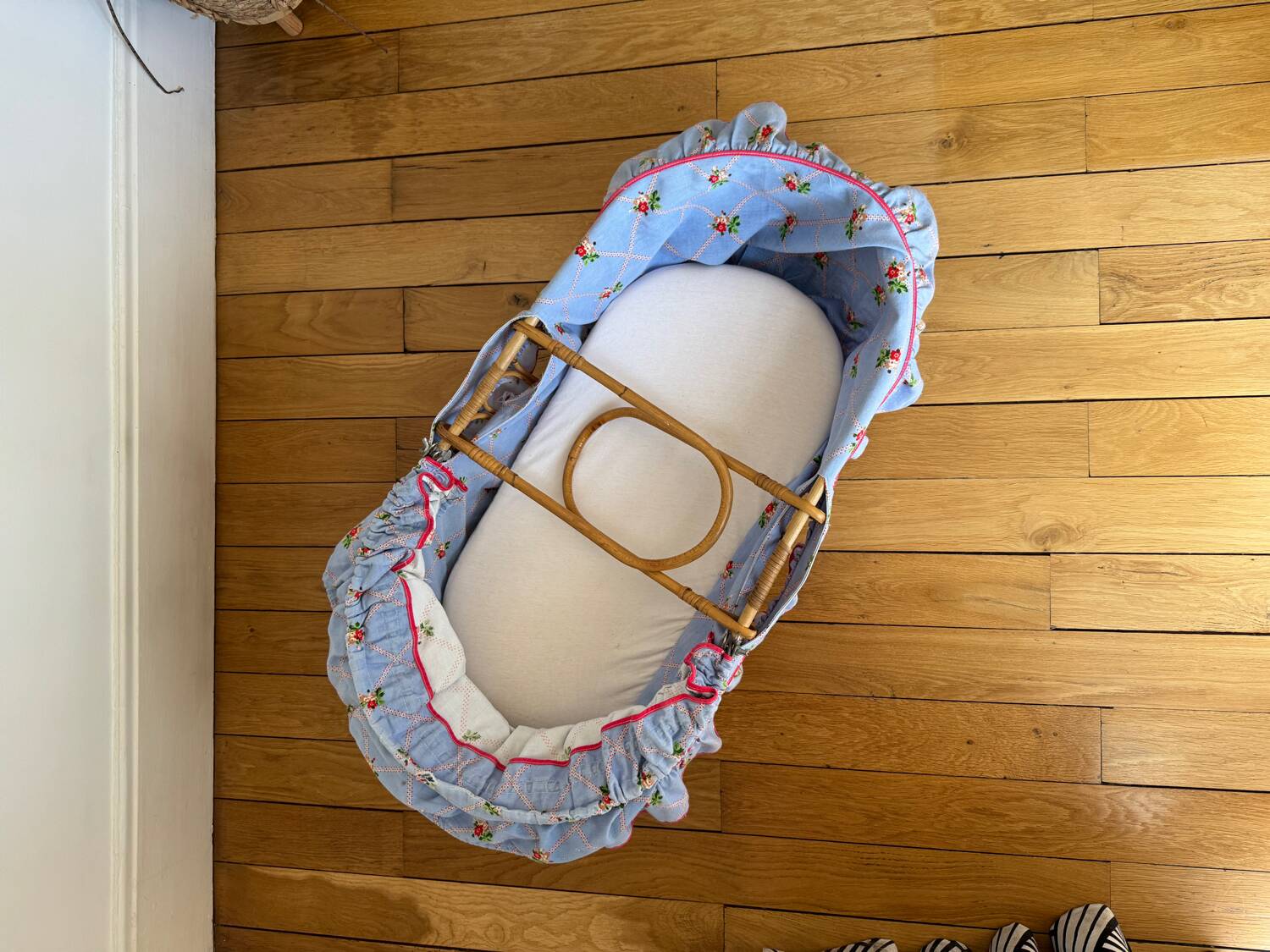 Rattan bassinet