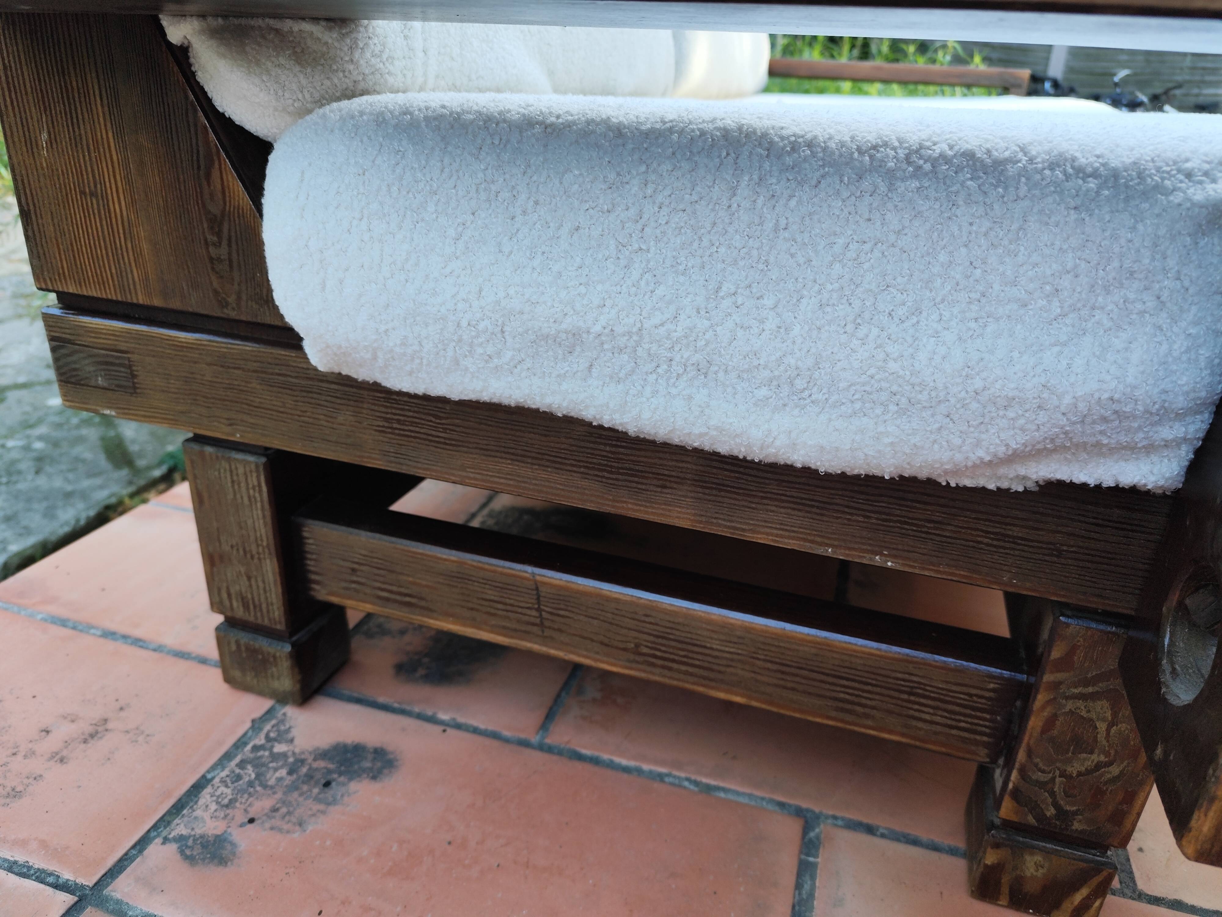 Vintage brutalist sofa in ecru bouclé fabric, 2/3 seater, 1970s