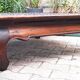 Table basse carrée en bois sculpté massif exotique Pier import, 1980