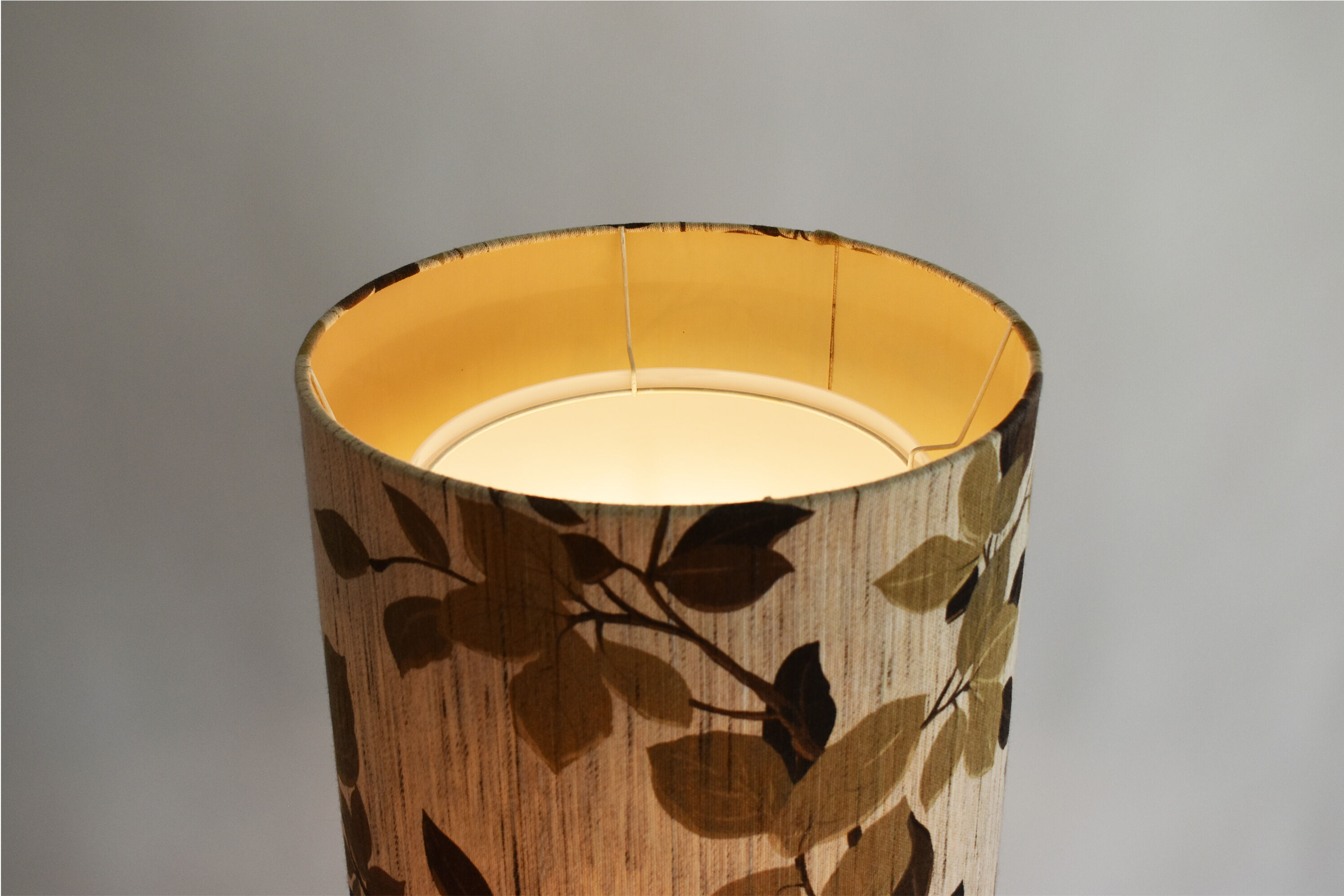 Pair of travertine lamps with three lights, Italy, 1970