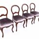 Table et 4 chaises en bois et tissu, Europe du Nord vers 1870