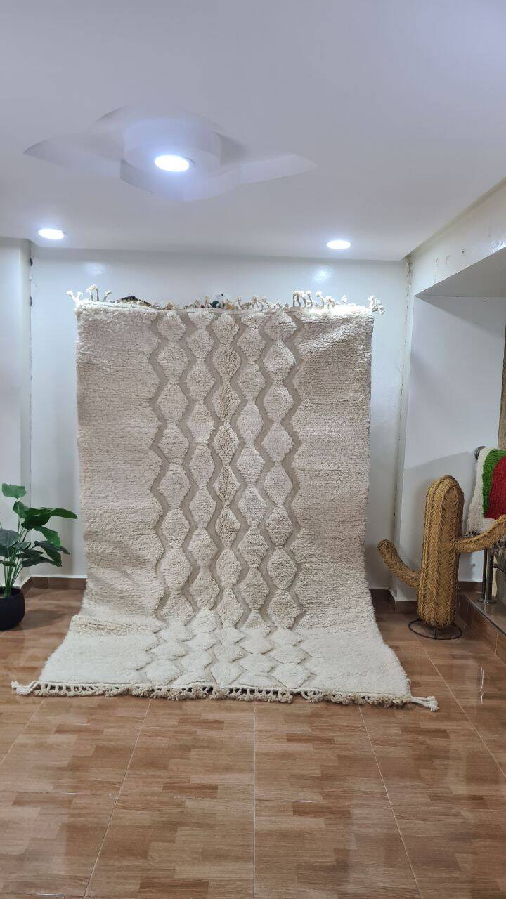 Handmade Beni Ouarain rug 250x150 cm