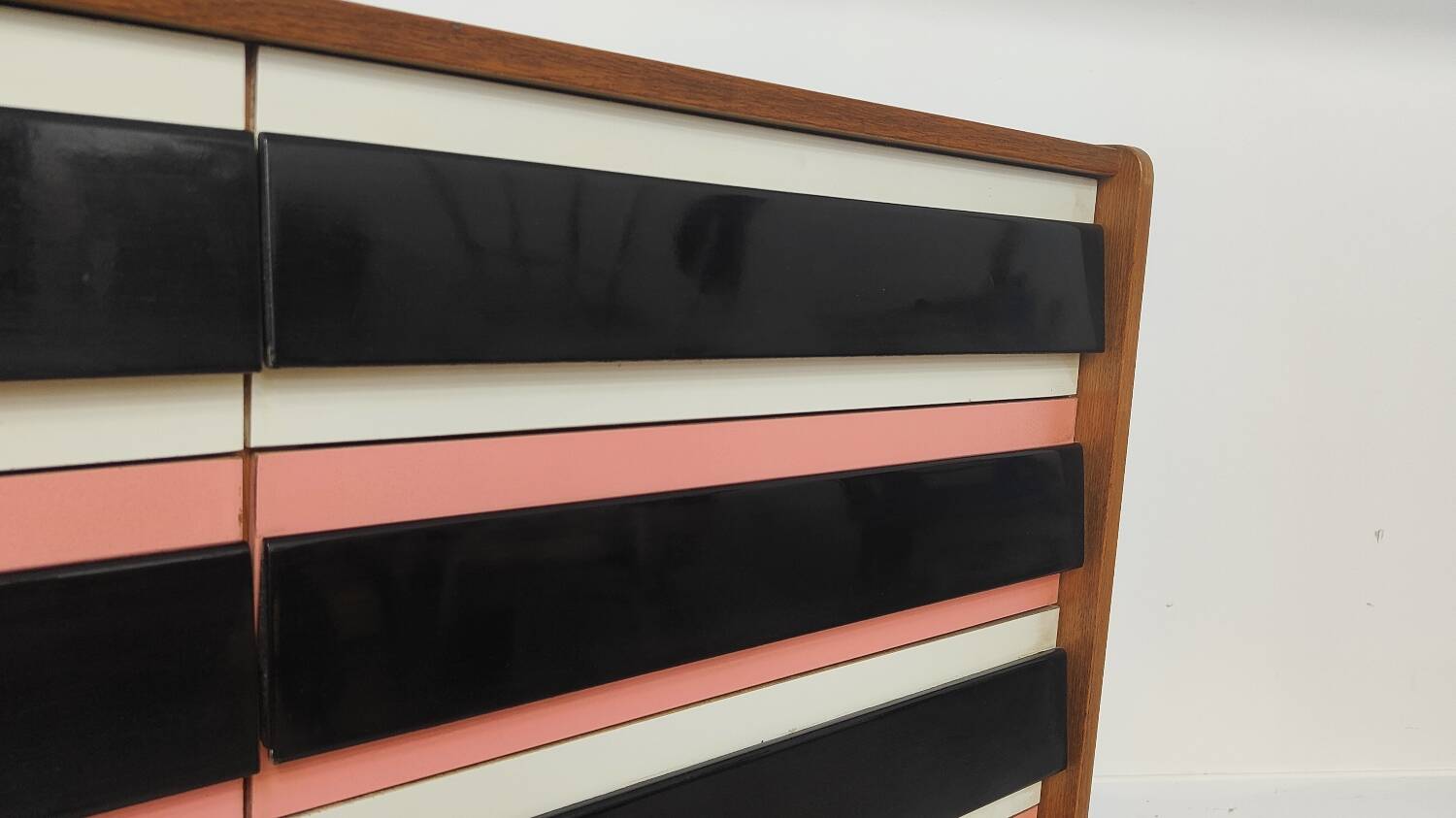 Commode U 453 pink by Jiri Jiroutek for Interier Praha 1961