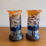 Paire de vases art nouveau en verre peint