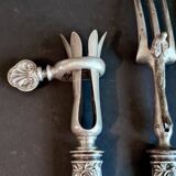 Nécessaire à gigot en métal argenté de style Rocaille