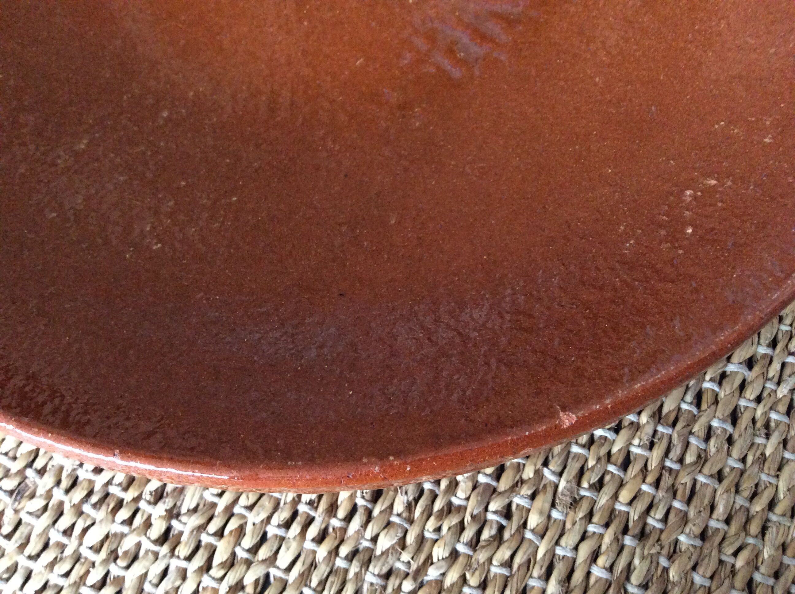 Plat en terre cuite