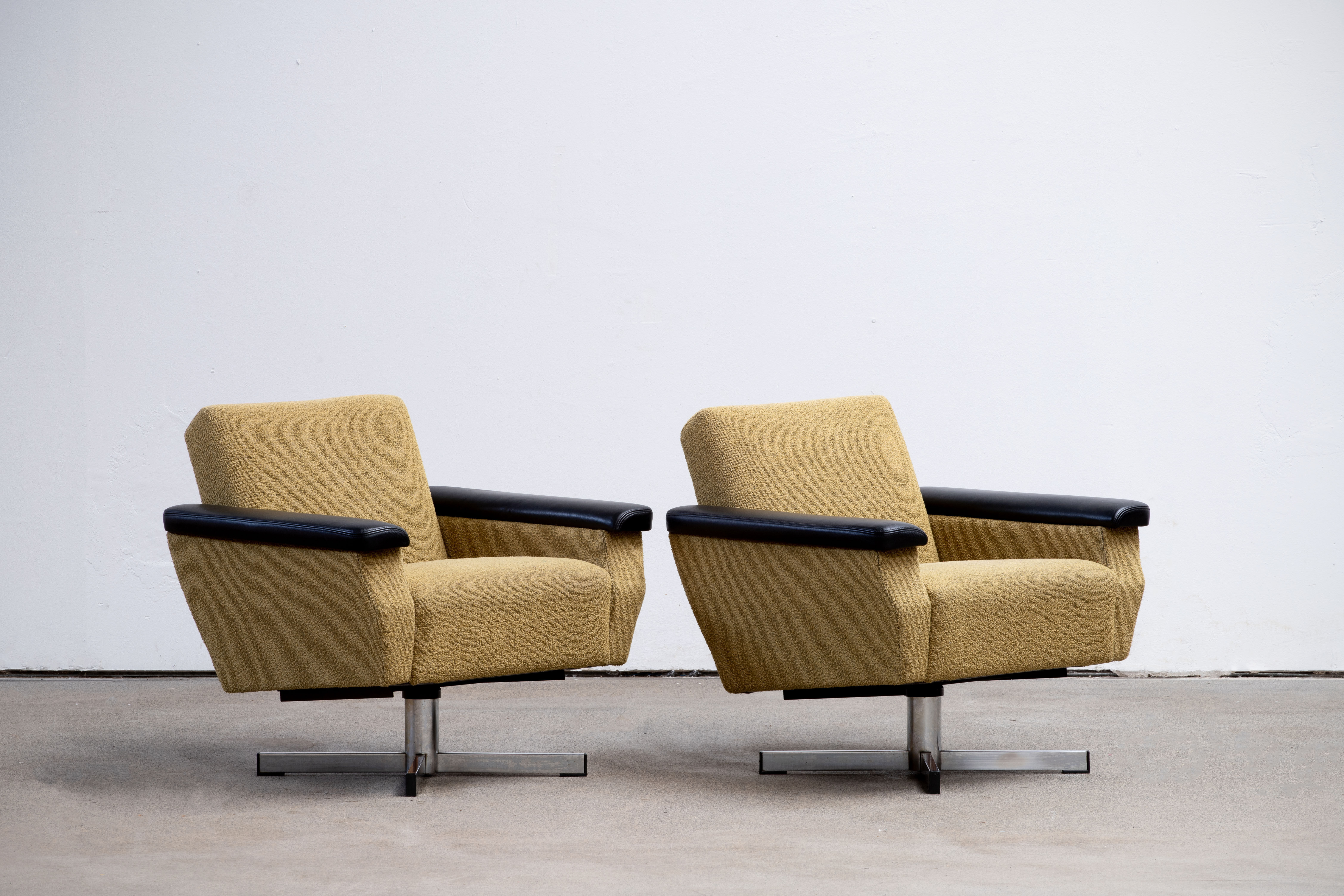 Paire de fauteuils vintage en Laine 1960