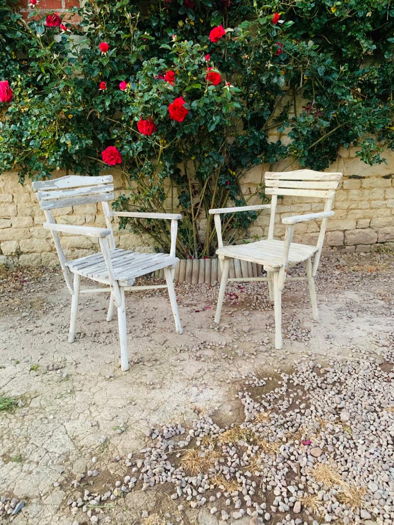 Set of garden seats: 4 armchairs and 1 chair - wooden
