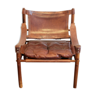 Scirocco safari chair by Arne Norell