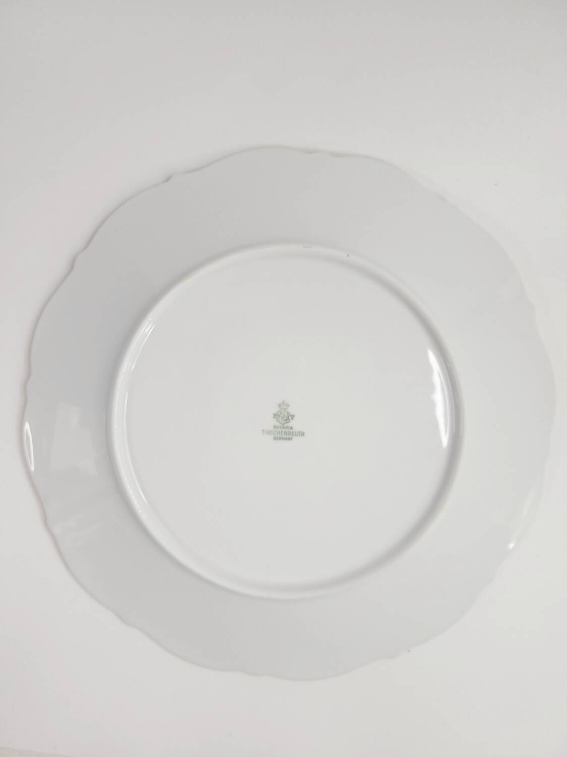 Pair of antique flat plates in gilded porcelain – Tirschenreuth