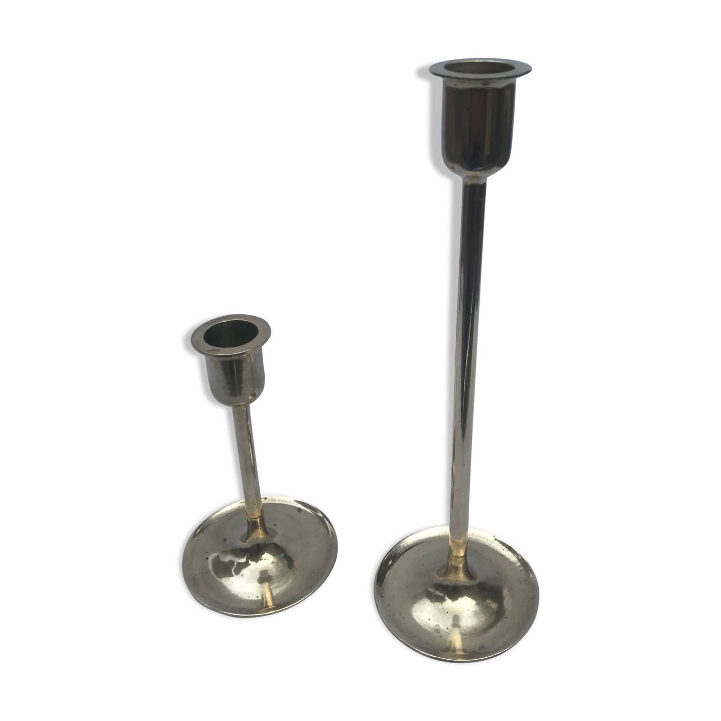 Lot of 2 brass candlesticks