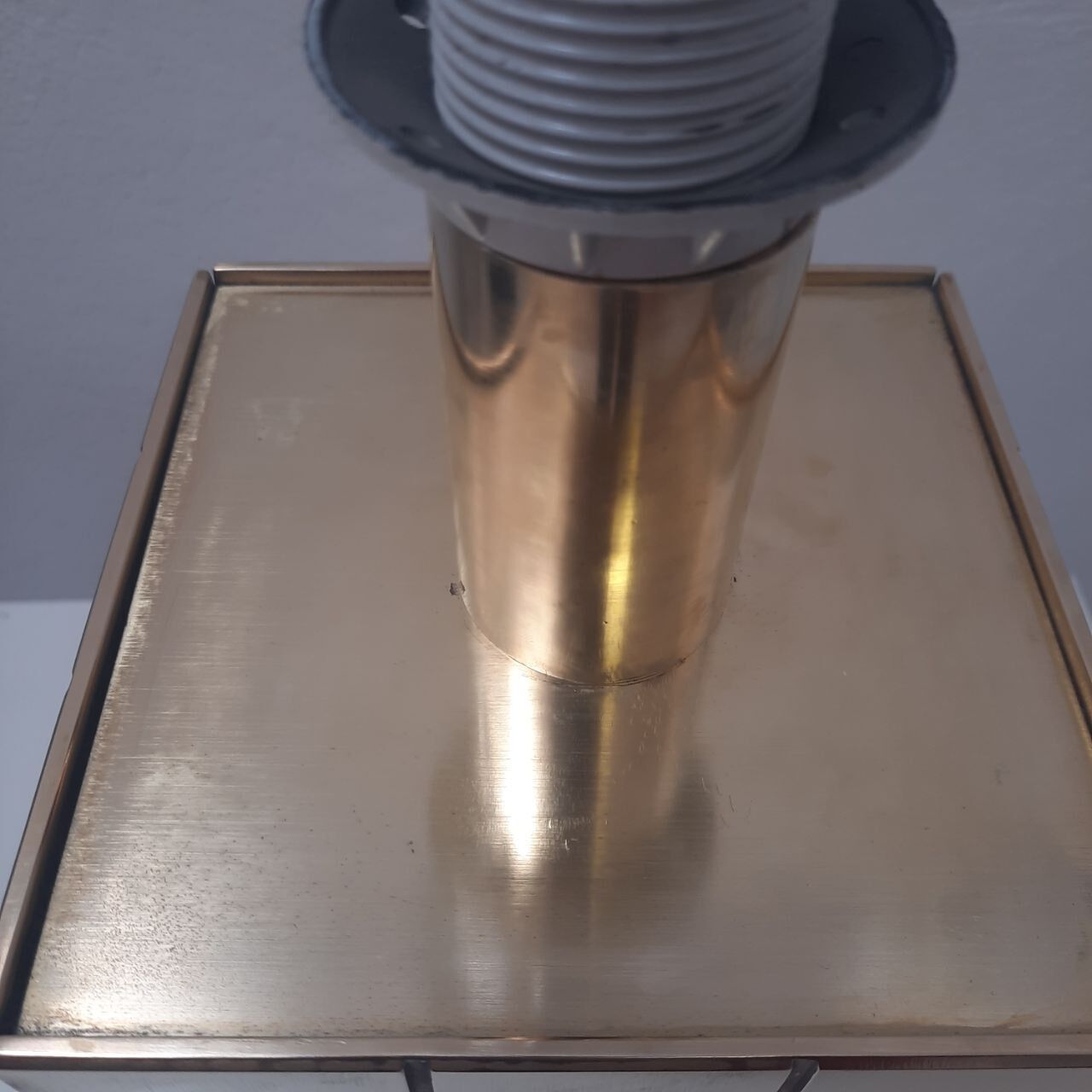 Table lamp - brass - vintage.