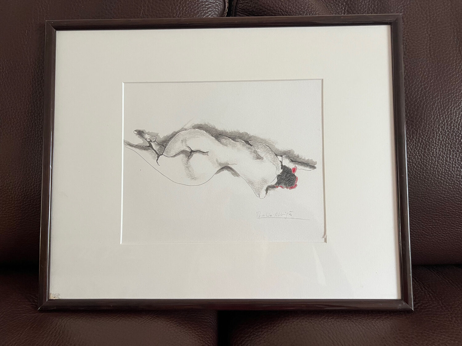 Painting nude woman lying down