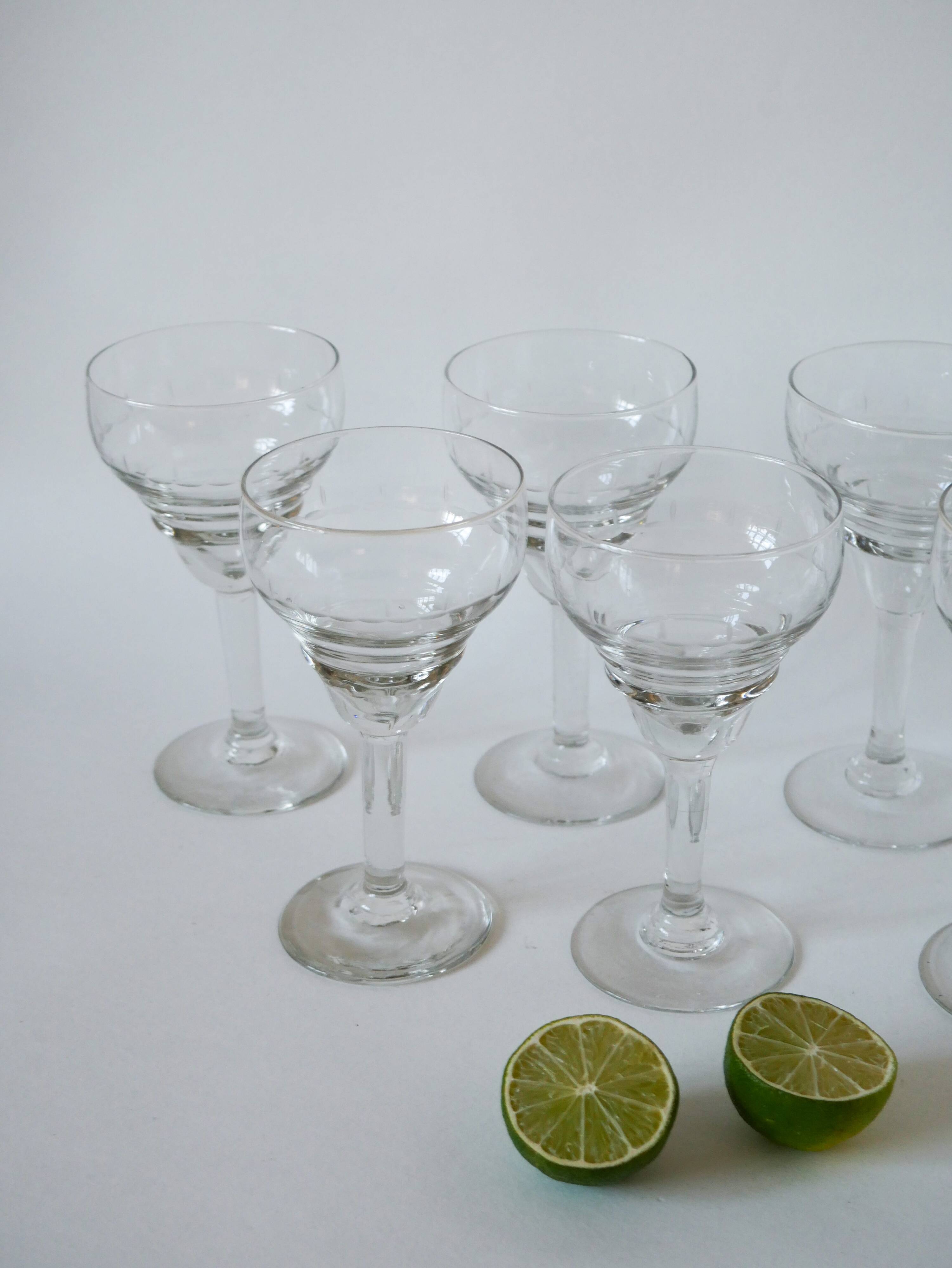 set of 7 large crystal wine glasses engraved 1940 15 x 8 cm