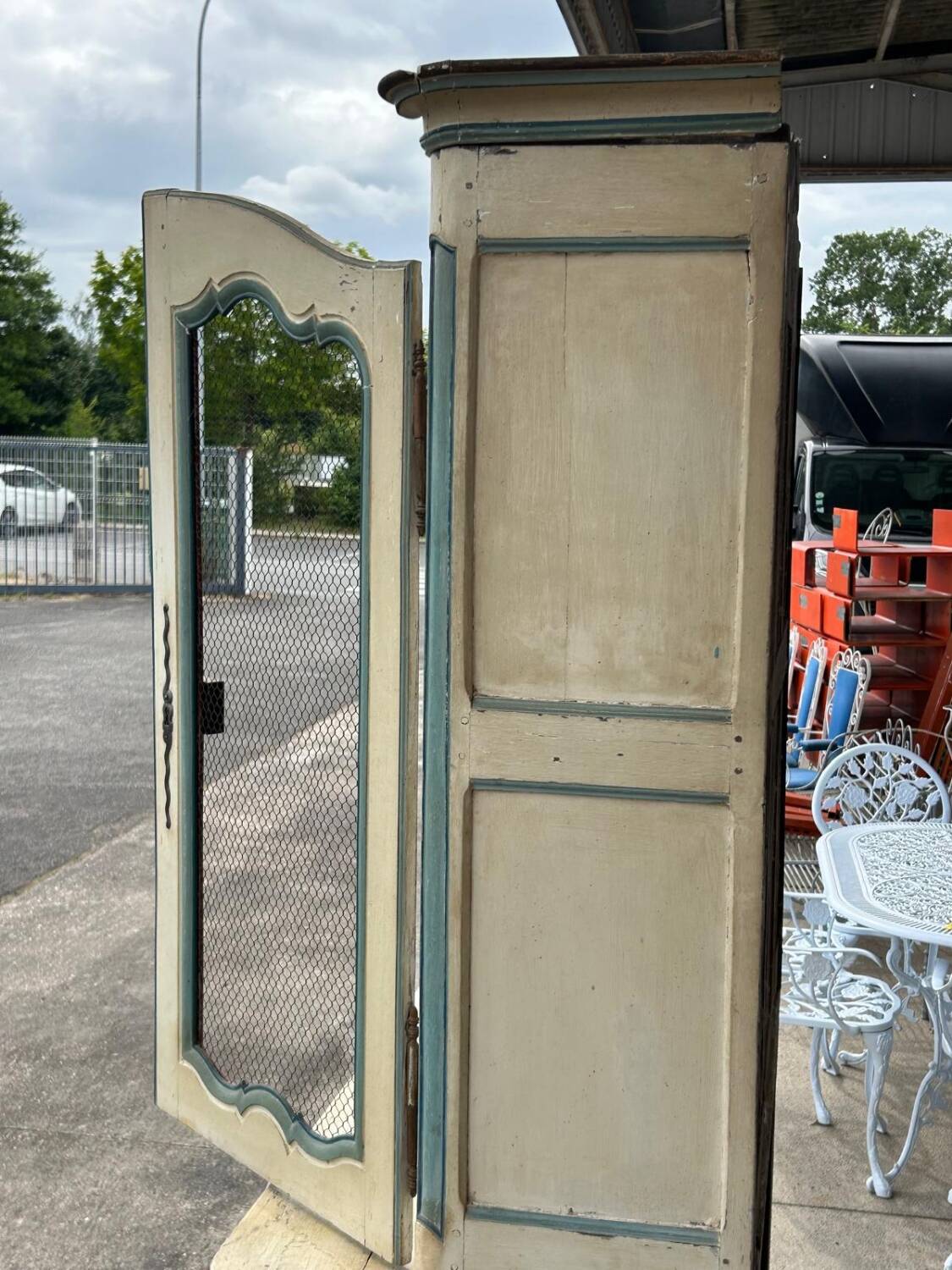 Two Body Buffet On Louis XIV Plinths In Lacquered Oak 18th Century