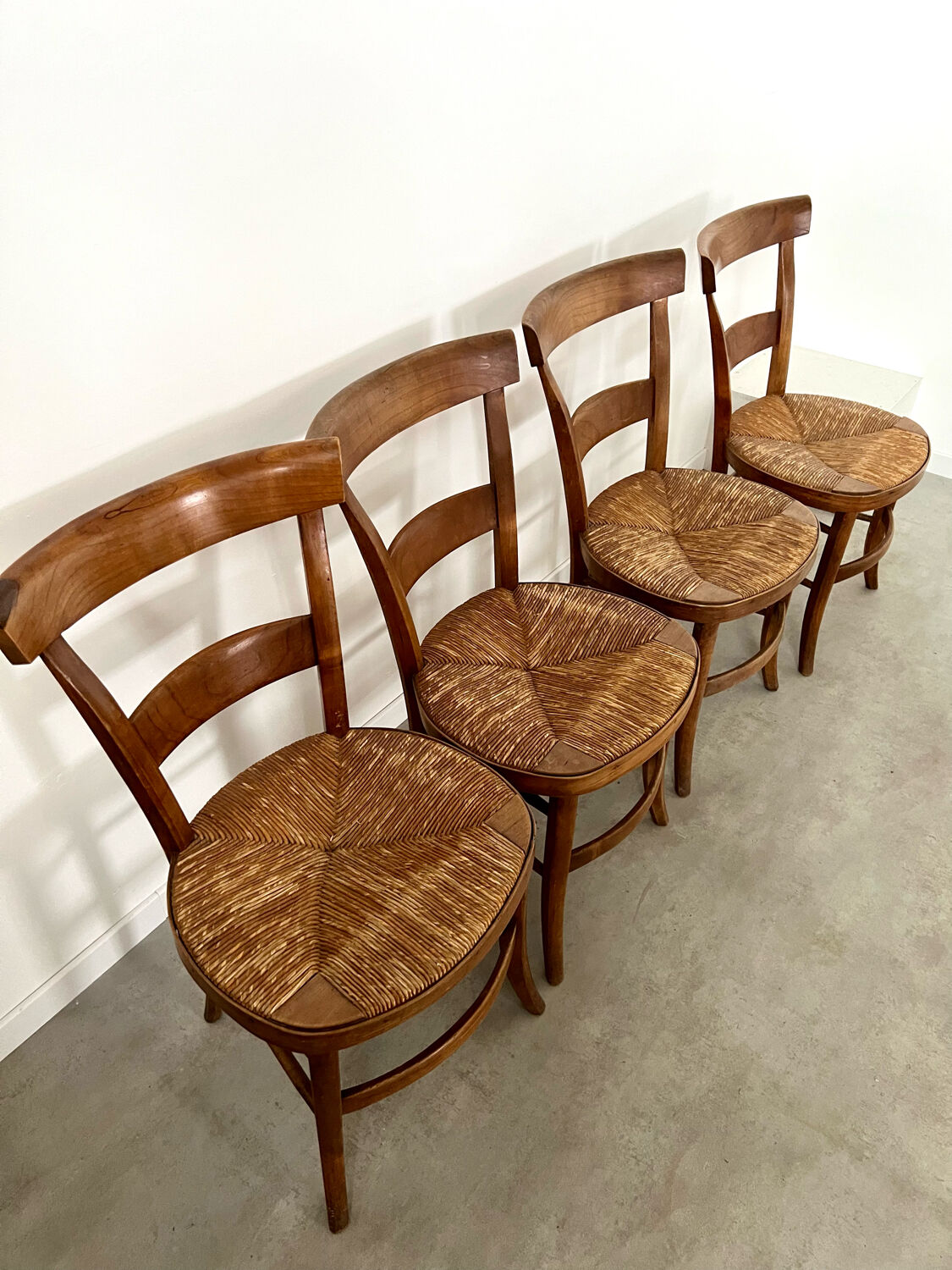 Lot de 6 chaises de ferme rustique début XX eme en bois / bistrot